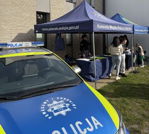 Rozmowy o bezpieczeństwie – spotkania policjantów z dziećmi i młodzieżą.