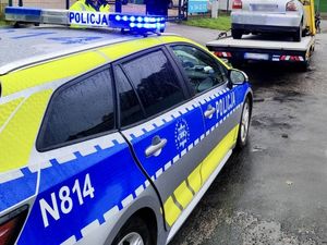 policjanci zatrzymali kierującego z zakazem