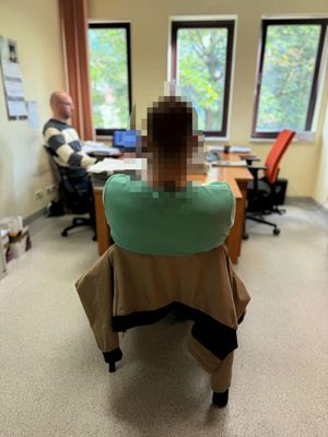 Sopoccy policjanci zatrzymali 33-latka z narkotykami.