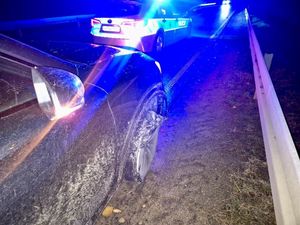 Przez kilkanaście kilometrów jechała bez opony.