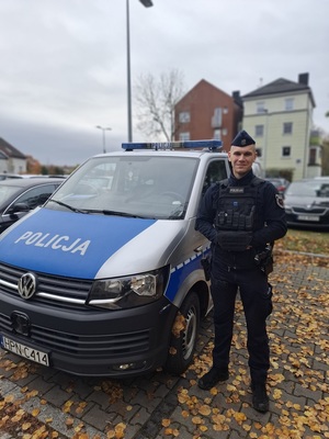 Policjant w czasie wolnym od służby udaremnił kradzież w sklepie.