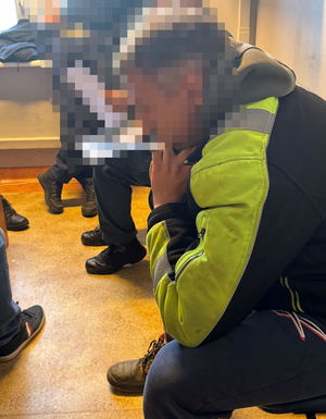 policjanci zatrzymali kierowcę ciężarówki