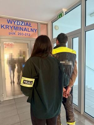 Kryminalni zatrzymali poszukiwanego listem gończym 39-latka.