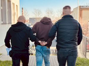 15 kilogramów narkotyków o czarnorynkowej wartości miliona złotych.