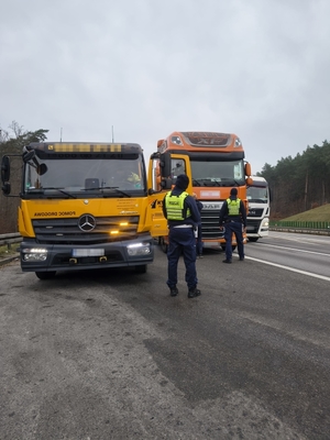 policjanci podczas działań