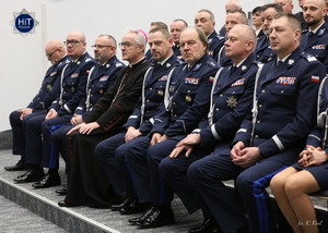 2 grudnia br. w Warszawie zgodnie decyzją Biskupa Polowego Wojska Polskiego, Delegata Konferencji Episkopatu Polski ds. Duszpasterstwa Policji, Jego Ekscelencji bp dra Wiesława Lechowicza, Komendant Wojewódzki Policji w Gdańsku nadinsp. Bogusław Ziemba został odznaczony medalem Gloria Intrepidis et Animi Promptis (Chwała Ofiarnym i Nieustraszonym).