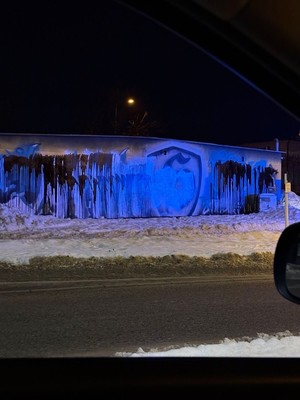 Pod osłoną nocy niszczyli elewacje, nad ranem pseudokibice trafili w ręce policjantów