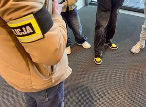 Działania prewencyjne „Bezpieczny Nieletni” na terenach galerii handlowych.