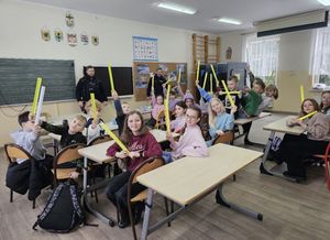 Spotkania policjantów z dziećmi w związku z rozpoczęciem ferii.