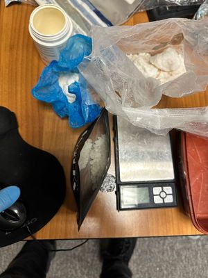 Przechowywał amfetaminę i klefedron w pokoju hotelowym.