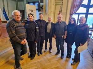 Profilaktyczne spotkania policjantów z seniorami w budynku Nowego Ratusza w Gdańsku.