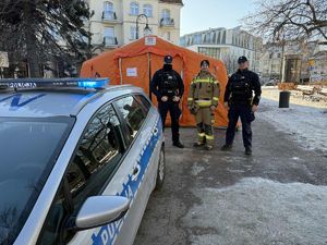 Całodobowy punkt ogrzewania uruchomiony w Sopocie.