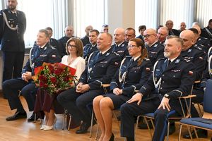 Pożegnanie ze sztandarem dotychczasowego Komendanta oraz powierzenie obowiązków na stanowisku Komendanta Miejskiego Policji w Słupsku.