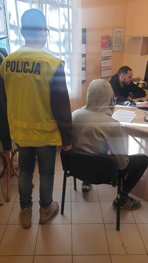 30-latek odpowie za zniszczenie mienia o wartości ponad 10 tys. zł.