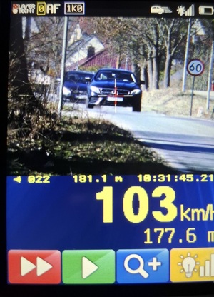 Trzy osoby straciły wczoraj prawo jazdy na 3 miesiące na terenie powiatu gdańskiego.