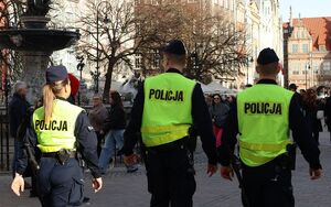 patrole piesze z adeptami SP w Słupsku