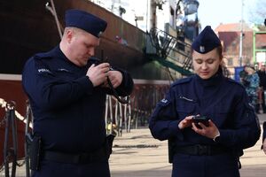 patrole piesze z adeptami SP w Słupsku