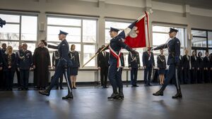 Ślubowanie, medale, odznaczenia i wyróżnienia. 86 nowych policjantów w szeregach pomorskiej Policji