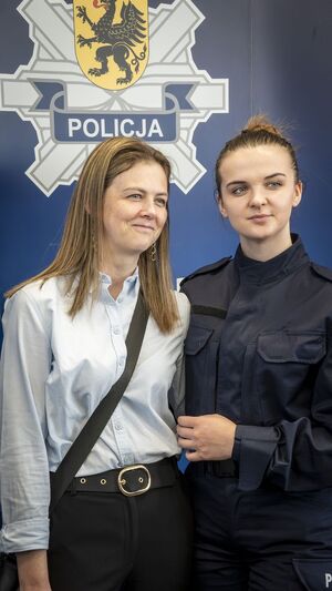Ślubowanie, medale, odznaczenia i wyróżnienia. 86 nowych policjantów w szeregach pomorskiej Policji