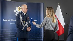 Ślubowanie, medale, odznaczenia i wyróżnienia. 86 nowych policjantów w szeregach pomorskiej Policji