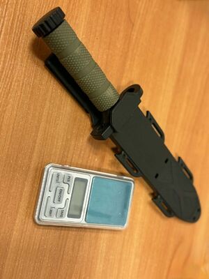 Nieletni z narkotykami, wagą i nożem – szybka reakcja sopockich policjantów.