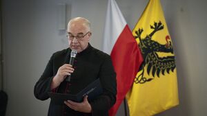 Wielkanocne spotkanie pomorskich policjantów. Wspólnota, tradycja i wyjątkowi goście w KWP w Gdańsku