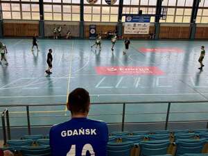 Policyjny turniej piłkarski w Tczewie. Sport, rywalizacja i pomoc w jednym