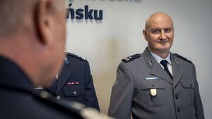 W ramach decyzji kadrowych na stanowisko Naczelnika Wydziału Doboru i Szkolenia Komendy Wojewódzkiej Policji w Gdańsku powołana została podinsp. Ewa Sawicka, dotychczas pełniąca funkcję Zastępcy Naczelnika Wydziału Kadr. Stanowisko Zastępcy Naczelnika Wydziału Kadr objął podinsp. Jerzy Ostapowicz, wcześniej ekspert Zespołu Dyscyplinarnego tego wydziału. Jednocześnie pełnienie obowiązków służbowych na stanowisku Zastępcy Naczelnika Wydziału Wywiadu Kryminalnego powierzono podinsp. Andrzejowi Kleinowskiemu, dotychczas kierownikowi Sekcji Analizy Kryminalnej.