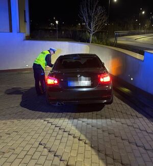 25-latek stracił prawo jazdy za „driftowanie”