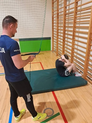 Pierwszy egzamin sprawnościowy na policjanta w Kościerzynie