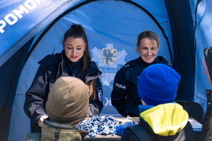 Pomorska Policja na pikniku z okazji Dnia Psa Ratowniczego