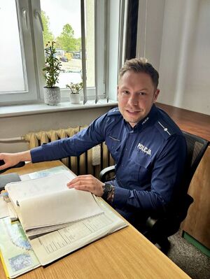 Policjant z komisariatu w Krokowej po służbie ujął sprawcę kradzieży.