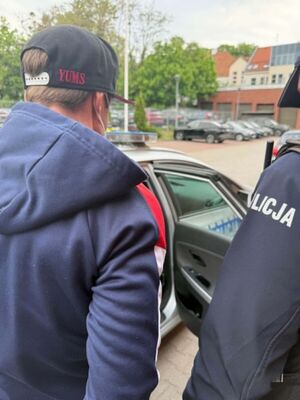 Sopoccy policjanci zatrzymali kolejnych poszukiwanych – obaj trafili już do aresztu