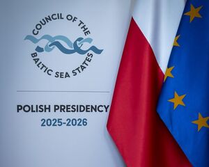 Zdjęcie przedstawia uczestników konferencji.