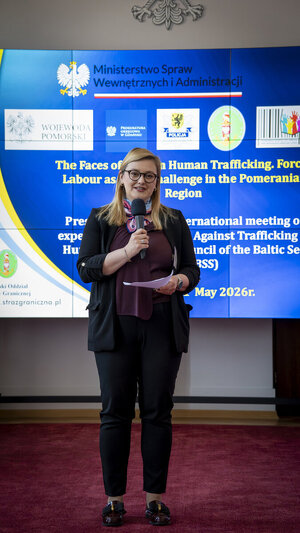 Zdjęcie przedstawia uczestników konferencji.