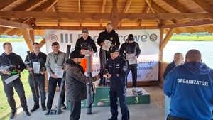 Policjant z pasją – mł. asp. Oskar Czarnowski najlepszy wśród mundurowych wędkarzy