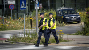 Policjanci zabezpieczali Konferencję na rzecz Odbudowy Ukrainy.