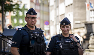 Policjanci zabezpieczali Konferencję na rzecz Odbudowy Ukrainy.