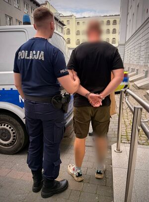 Prawie 9 kilogramów narkotyków zabezpieczyli gdańscy policjanci.