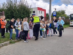 „Bezpieczna droga do szkoły” z lęborskimi policjantami.