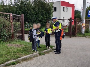 „Bezpieczna droga do szkoły” z lęborskimi policjantami.