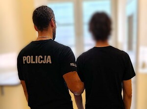 Poszukiwany 33-latek w rękach kościerskich policjantów. Spędzić w więzieniu dwa lata.