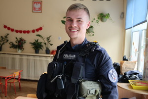 Policjanci w przedszkolu, czyli lekcja bezpieczeństwa dla najmłodszych.