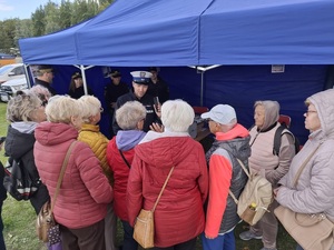 Policjanci uczestniczyli w „Srebrnych manewrach”.